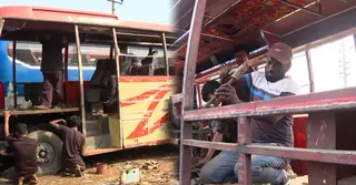 লক্কড়ঝক্কর বাসেই ঈদযাত্রা: গ্যারেজে ফিটনেসবিহীন বাস নামানোর প্রতিযোগিতা